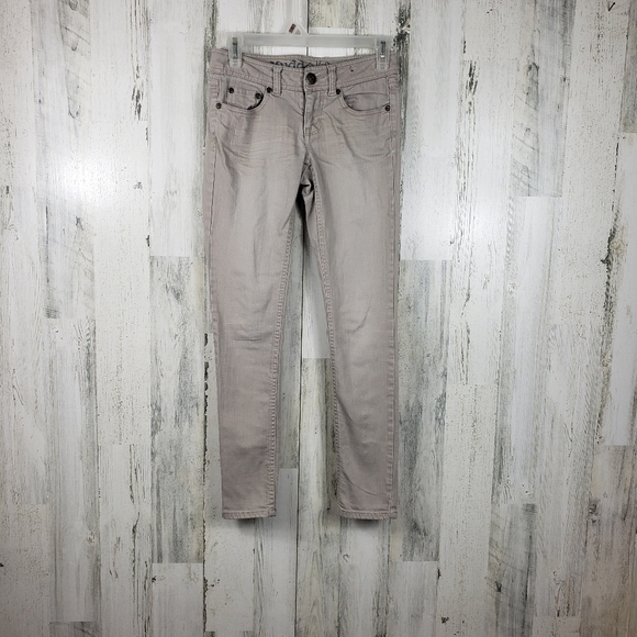 3/$15 Mudd tan low rise skinny Jean's junior size 1 - Picture 1 of 11